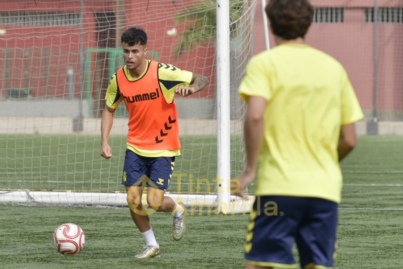 Fotos: Preparativos de Las Palmas C para recibir a la UD Añaza