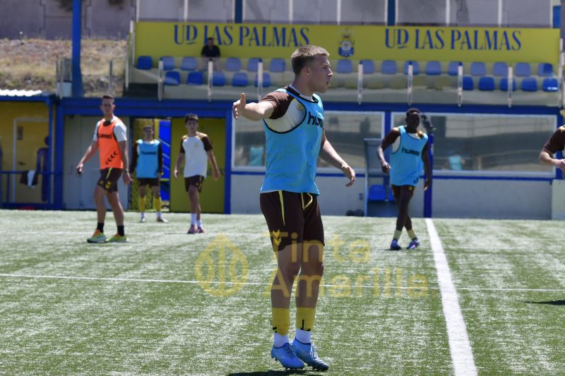 Fotos: Los jugadores del juvenil calibran su momento antes de la Copa de Campeones