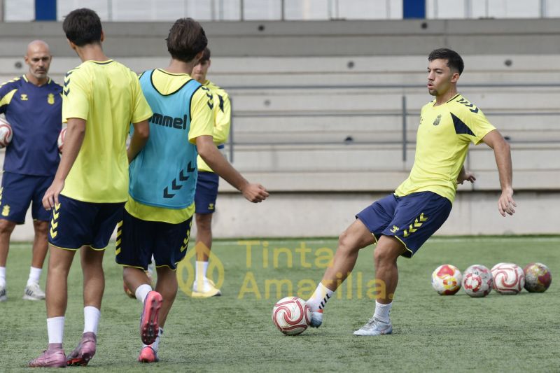 Fotos: Preparativos de Las Palmas C para recibir a la UD Añaza