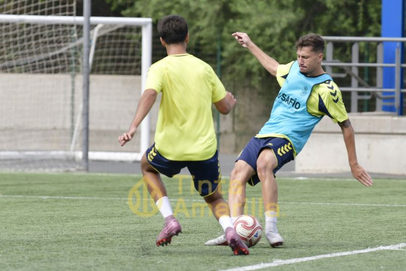 Fotos: Preparativos de Las Palmas C para recibir a la UD Añaza