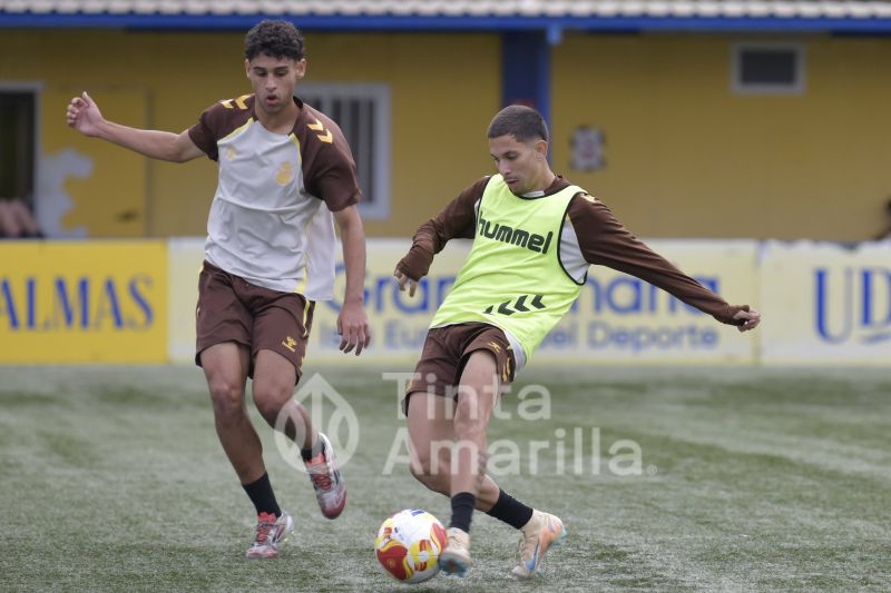 Fotos: Las Palmas C encara un trecho con 3 encuentros en 8 días
