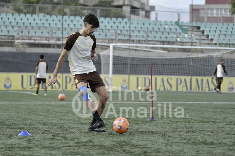 Fotos: Las Palmas C supera su último contratiempo