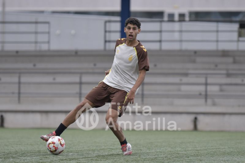 Fotos: Las Palmas C encara un trecho con 3 encuentros en 8 días