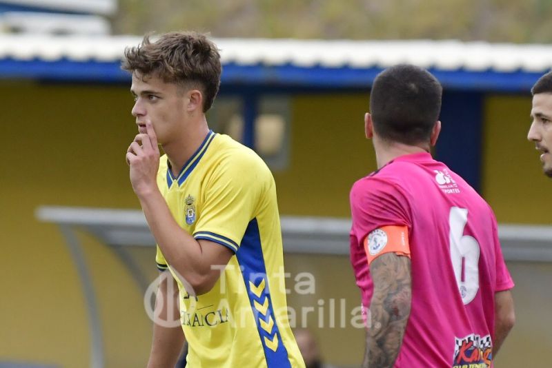1-1: Las Palmas C se enreda con sus prisas ante el CD Marino