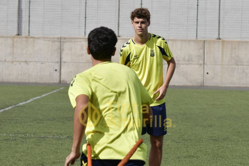 Fotos: Recta final del filial para recibir al Atlético Central