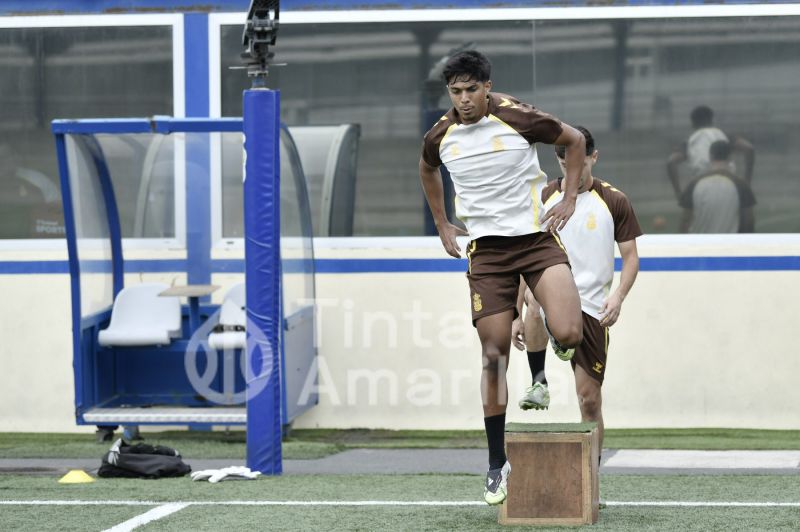 Fotos: El filial prepara un partido con matices especiales para Juanma Marrero