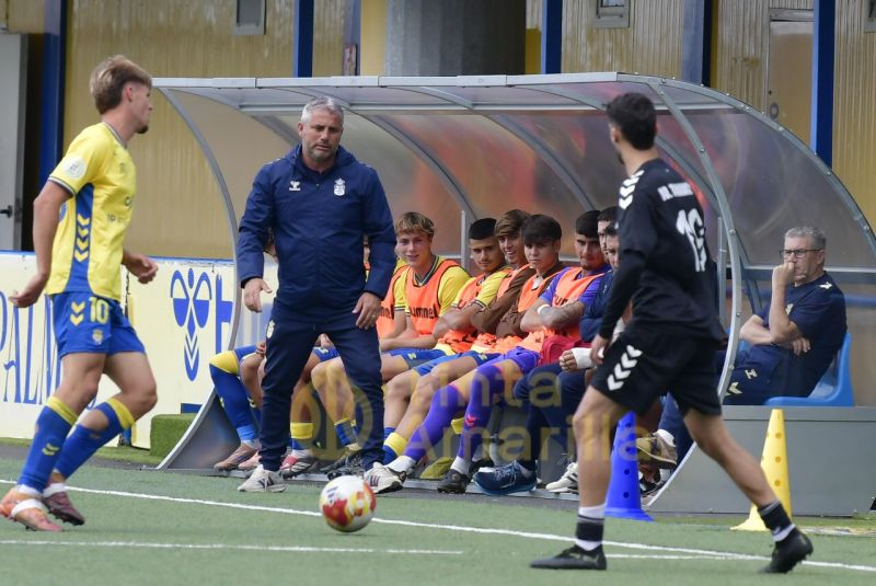 1-1: Las Palmas C y Tamaraceite reparten dividendos en el Anexo