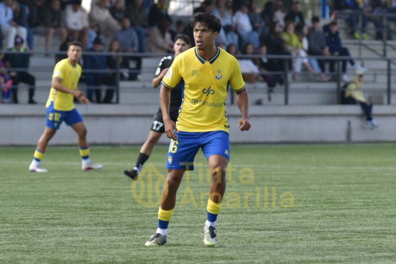 1-1: Las Palmas C y Tamaraceite reparten dividendos en el Anexo
