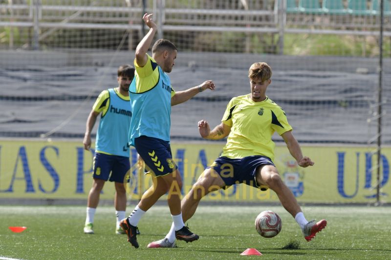 Fotos: Recta final del filial para recibir al Atlético Central