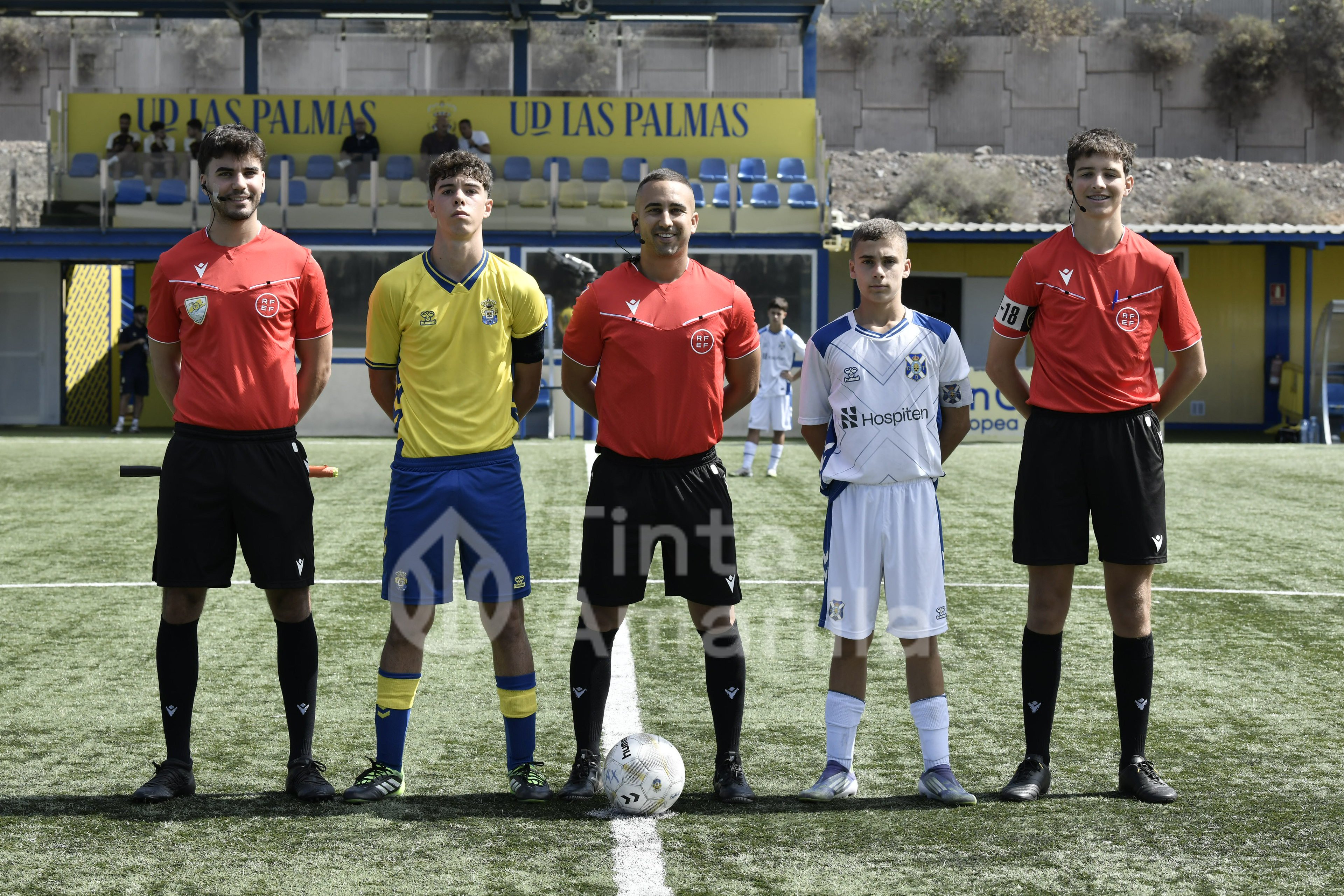 Fotos: El derbi canario de la Liga regional cadete acaba en tablas (1-1)