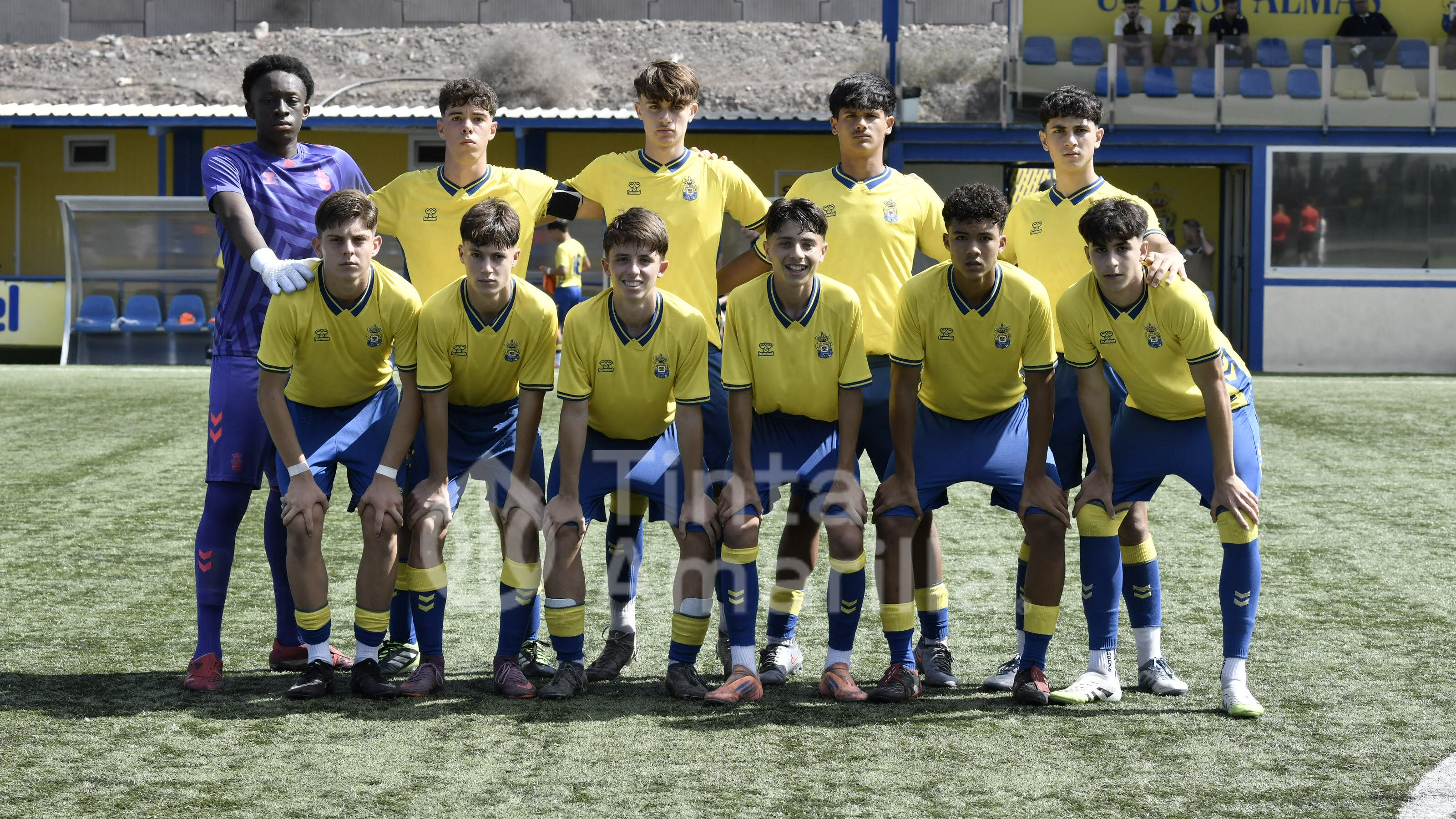Tenerife y Las Palmas vuelven a estar igualados a puntos en la Liga regional cadete