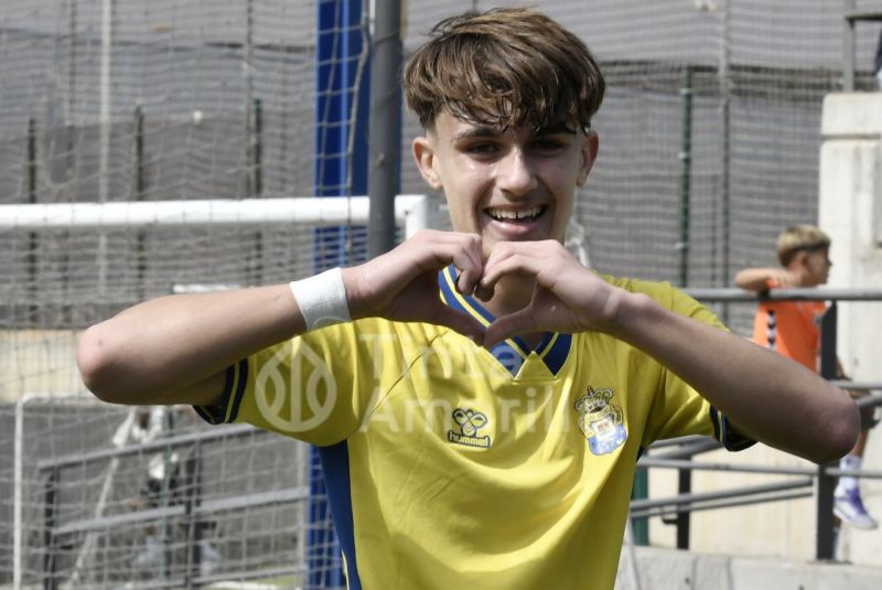 Fotos: El derbi canario de la Liga regional cadete acaba en tablas (1-1)