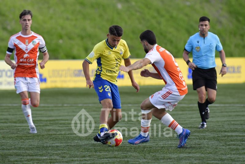 2-2: Meritorio empate de Las Palmas C, que equilibra un 0-2 en contra