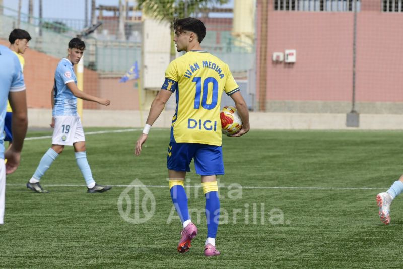 1-1: Las Palmas Atlético provoca un dolor de cabeza al aspirante CD Coria