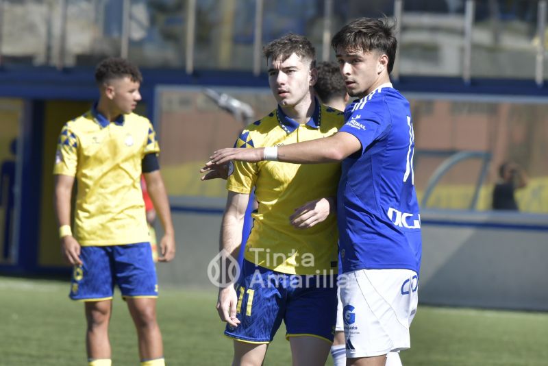 4-0: Las Palmas le responde al Oviedo con festival de fútbol y goles