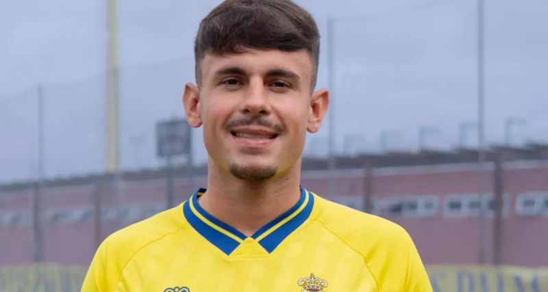 Las Palmas Atlético firma al defensa vasco Adrián Trespalacios