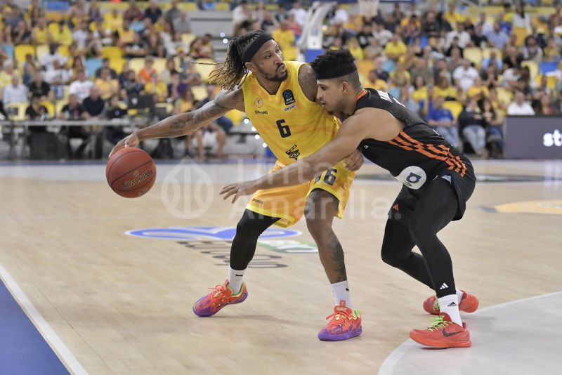 Albicy hace planes de retirada en Gran Canaria