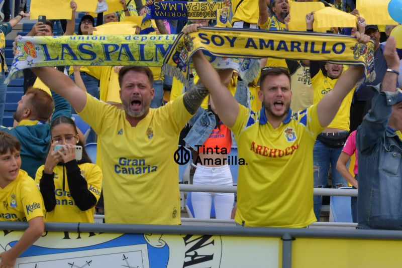 Cae el listón de los 22.000 abonados en la UD Las Palmas