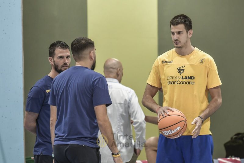 No hay tiempo para lamentos post derbi