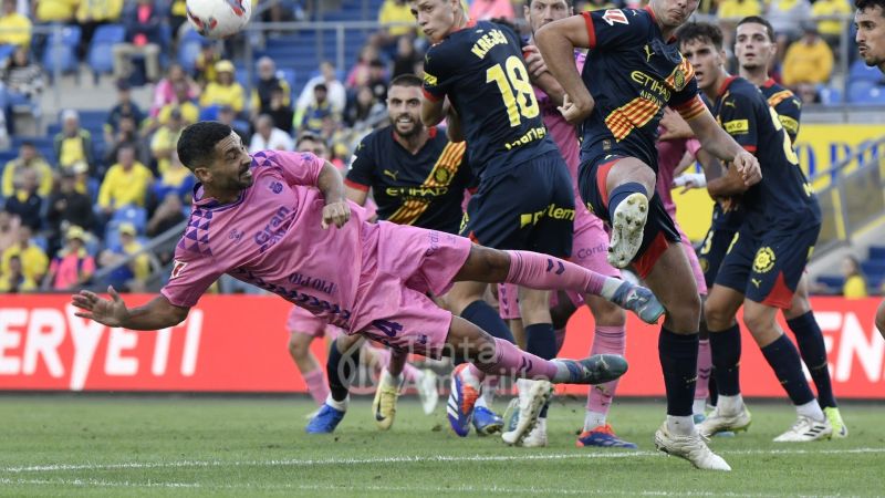 Y entre tantos centrales, Alex Suárez 150 