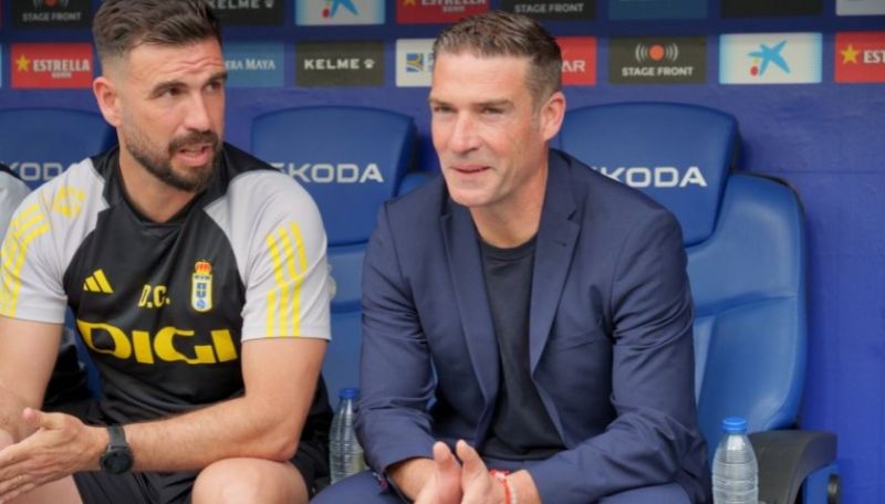 Martínez dice que el Oviedo echa "toda la carne en el asador" para renovar a Carrión