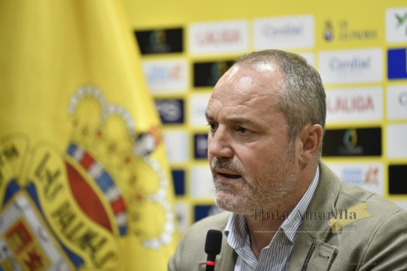 Helguera avisa de la posible marcha de Valles al extranjero