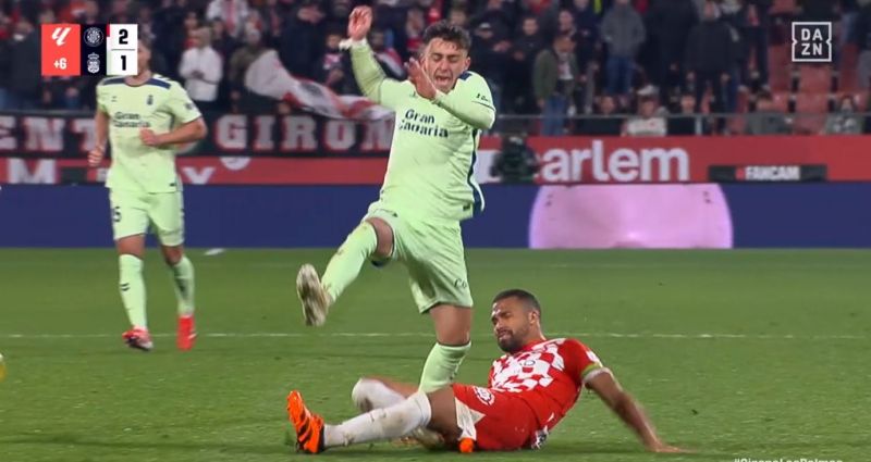 ¡Amarillos, traguen veneno!