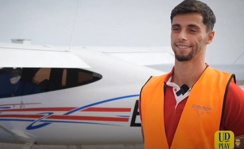 "Mi segunda pasión después del fútbol es pilotar"