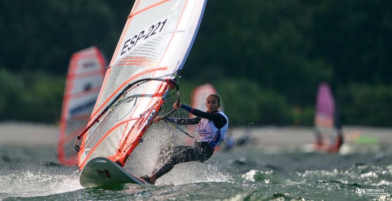 Cristina Iglesias, del Náutico de Gran Canaria, bronce europeo en Techno 293