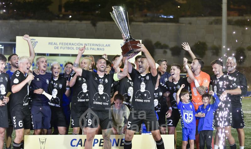 0-2: El Tamaraceite completa su majo y limpio en la III Copa Ruiz Caballero