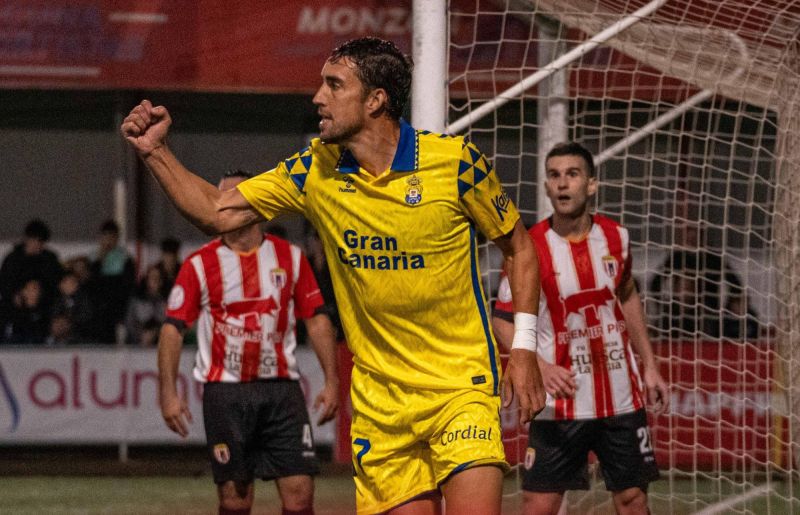 0-7: La UD hace un 'siete' al Ontiñena y Mata se llena de moral