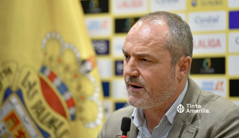 Helguera da por inamovible la plantilla de la UD hasta la segunda vuelta