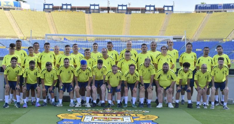 El conjunto i+i se presenta en el Estadio de Gran Canaria