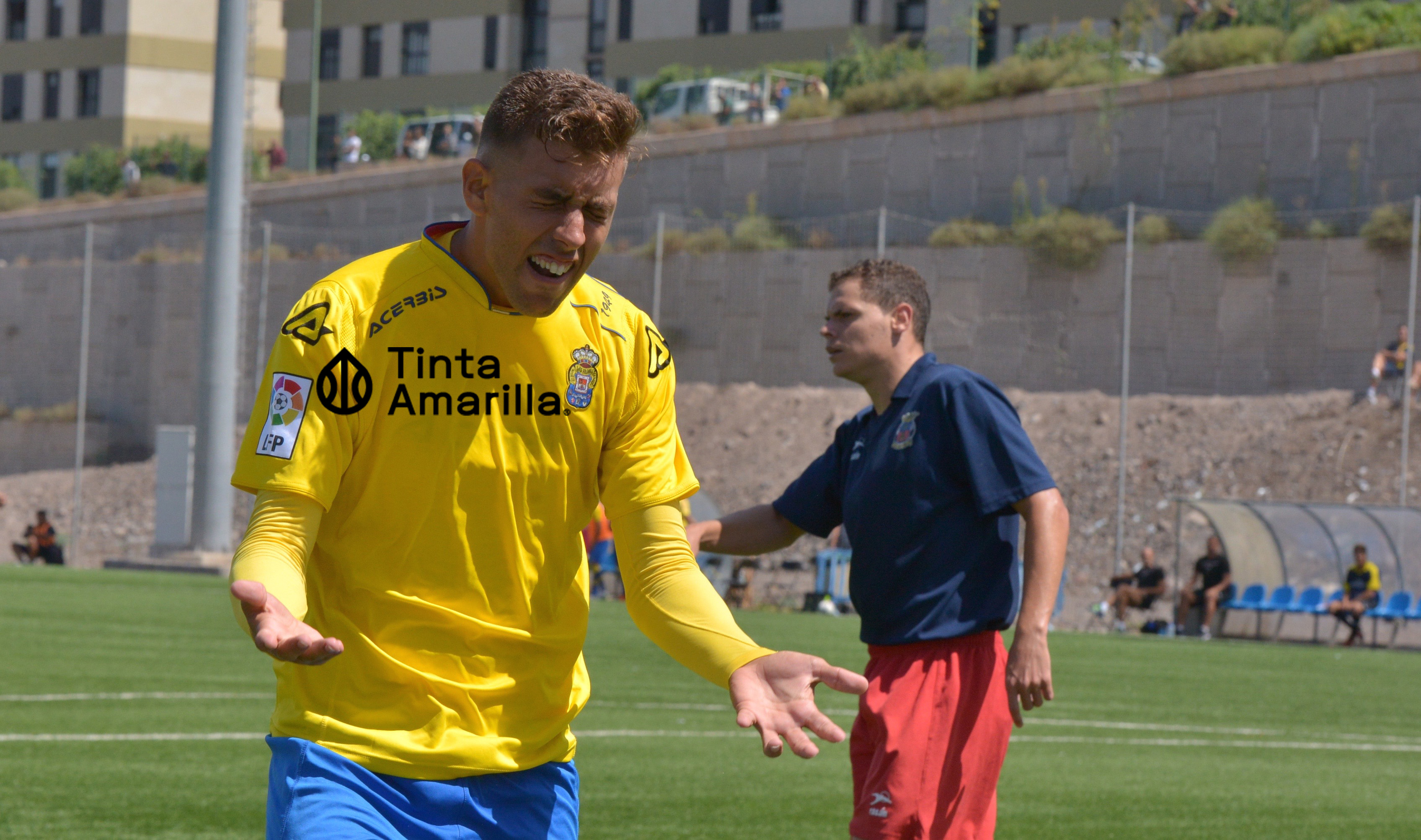 Jefté Betancor tendrá su propio récord en la UD Las Palmas