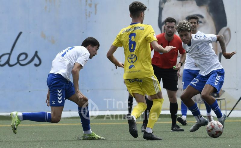 Los clubes canarios ya conocen el incremento de sus tarifas arbitrales