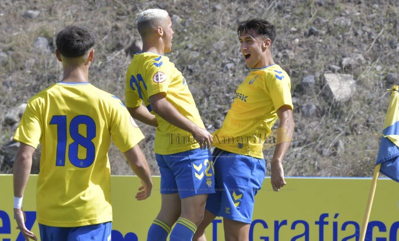 La decisión sobre los cedidos, tarea inminente para Luis Helguera