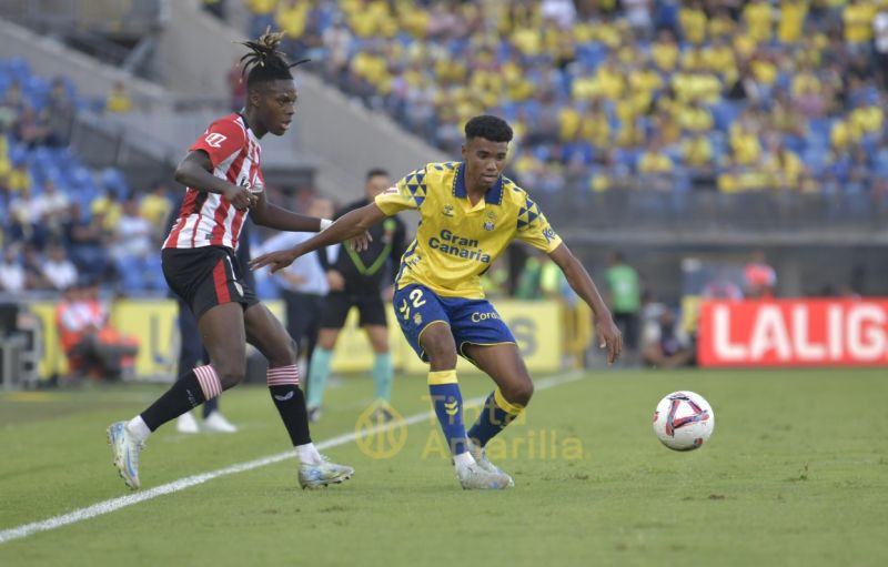 Nico toma una decisión, Cardoso, Company, Carlos Daniel, ...