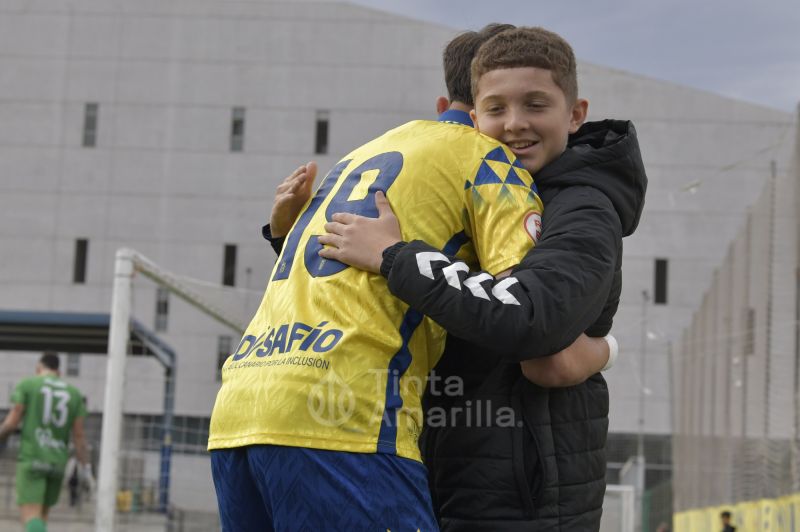 La dedicatoria a un amarillo ciento por ciento