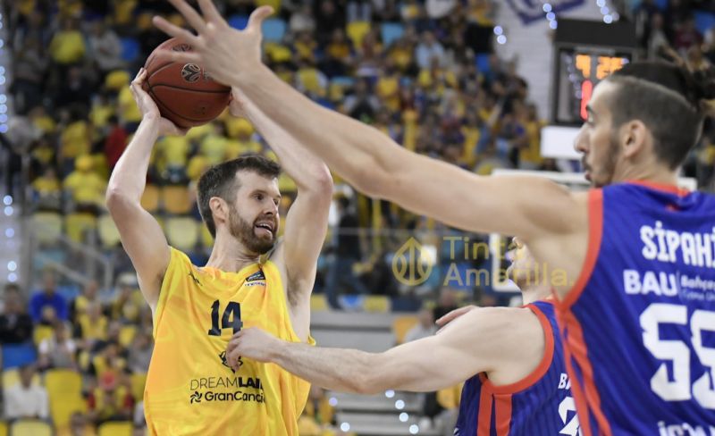 El Gran Canaria decide que Shurna no siga a las órdenes de Lakovic