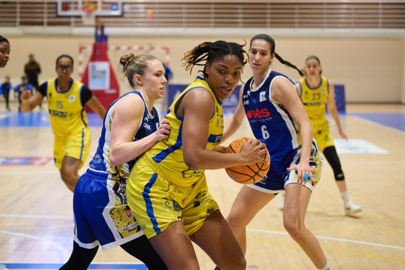 La nigeriana Nneka Ezeigbo, candidata a jugadora revelación de la Liga