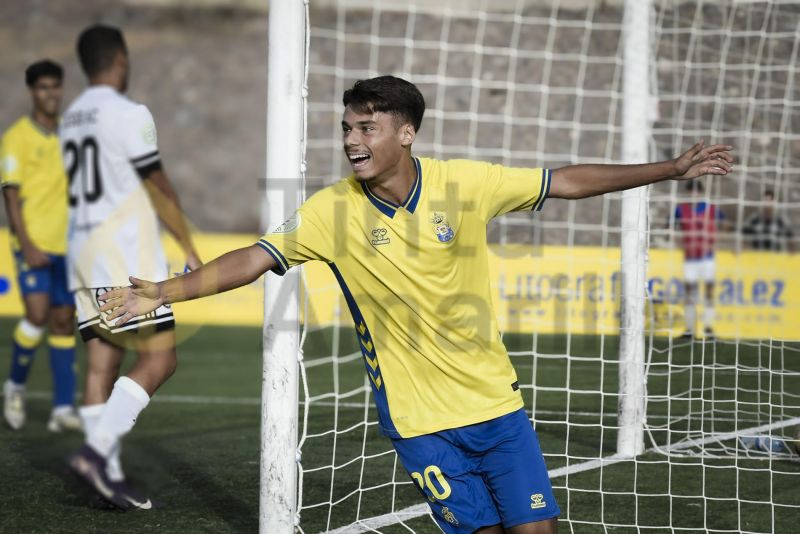 3-1: Las Palmas C remonta y logra su primer triunfo oficial