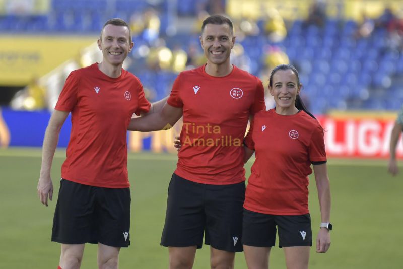 El árbitro de Montjuic también pita el Las Palmas-Barcelona