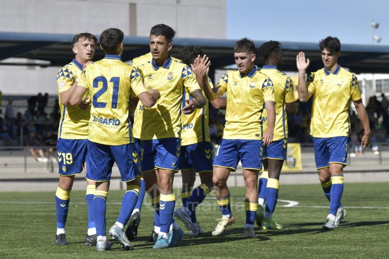 4-0: Las Palmas Atlético sella con goleada el título de invierno
