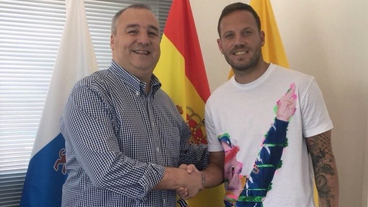 Javi se queda tres temporadas