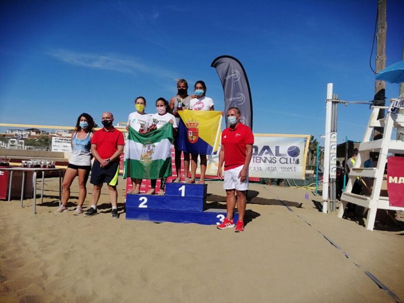 Gran Canaria arrasa en el campeonato de España de Tenisplaya