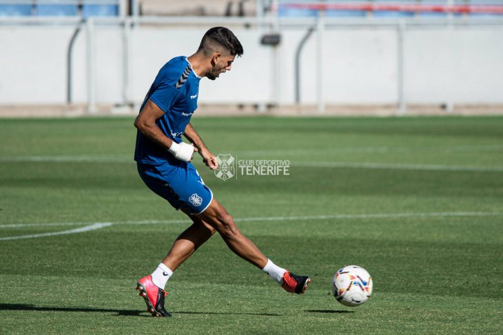 El Tenerife hace cantera y ata a Javi Alonso - Tinta Amarilla